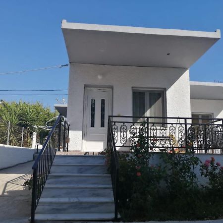 Alexander Apartments Nea Koutali Екстериор снимка